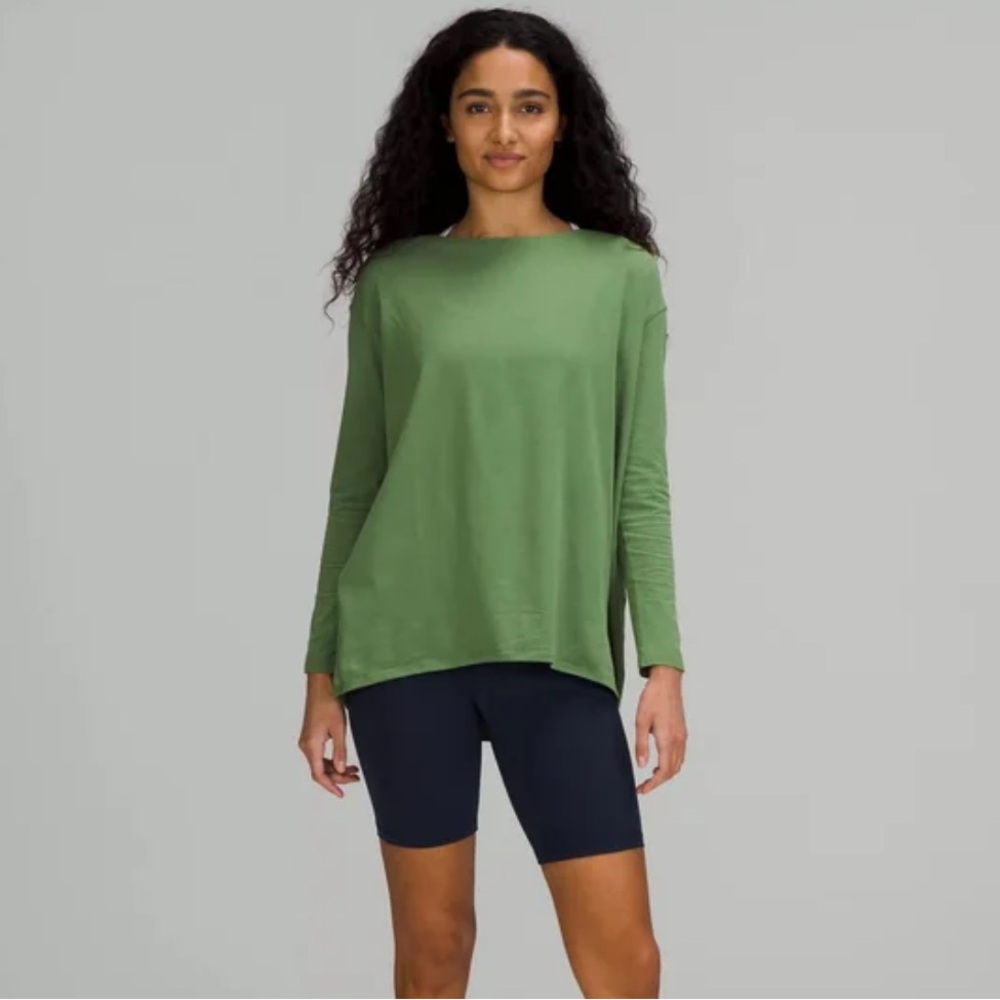 lululemon athletica Green Long Sleeve Tee